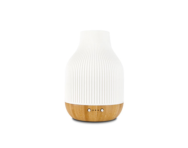 white ceramic oil diffuser