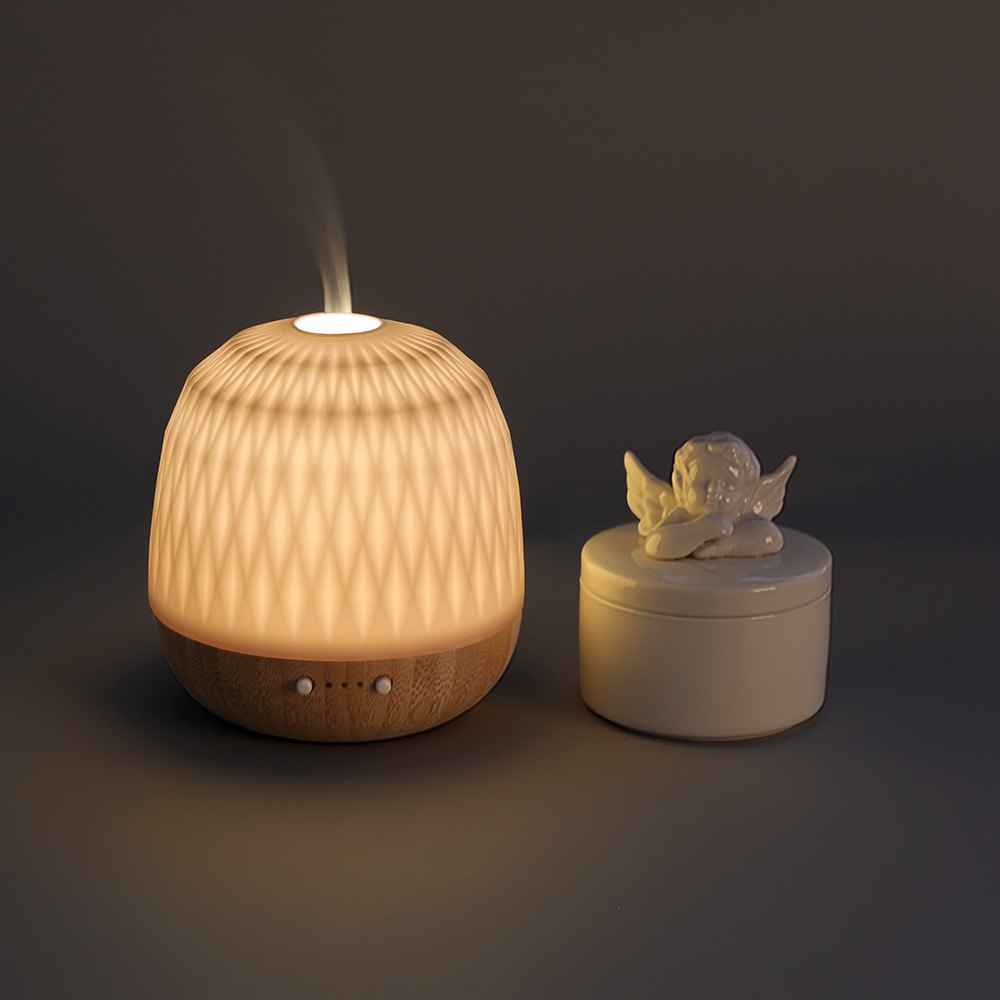 Luca-ECO_Friendly_Bamboo_Base_Ultrasonic_Diffuser_With_Warm_Yellow_Light-.jpg Luca-ECO_Friendly_Bamboo_Base_Ultrasonic_Diffuser_With_Warm_Yellow_Light-.jpg