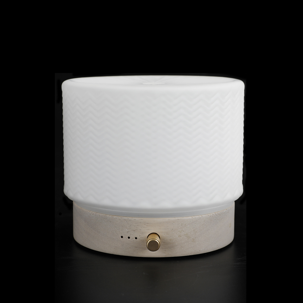 Toba_Pro-Opal_glass_cover_with_natural_wooden_base-1.jpg Toba_Pro-Opal_glass_cover_with_natural_wooden_base-1.jpg