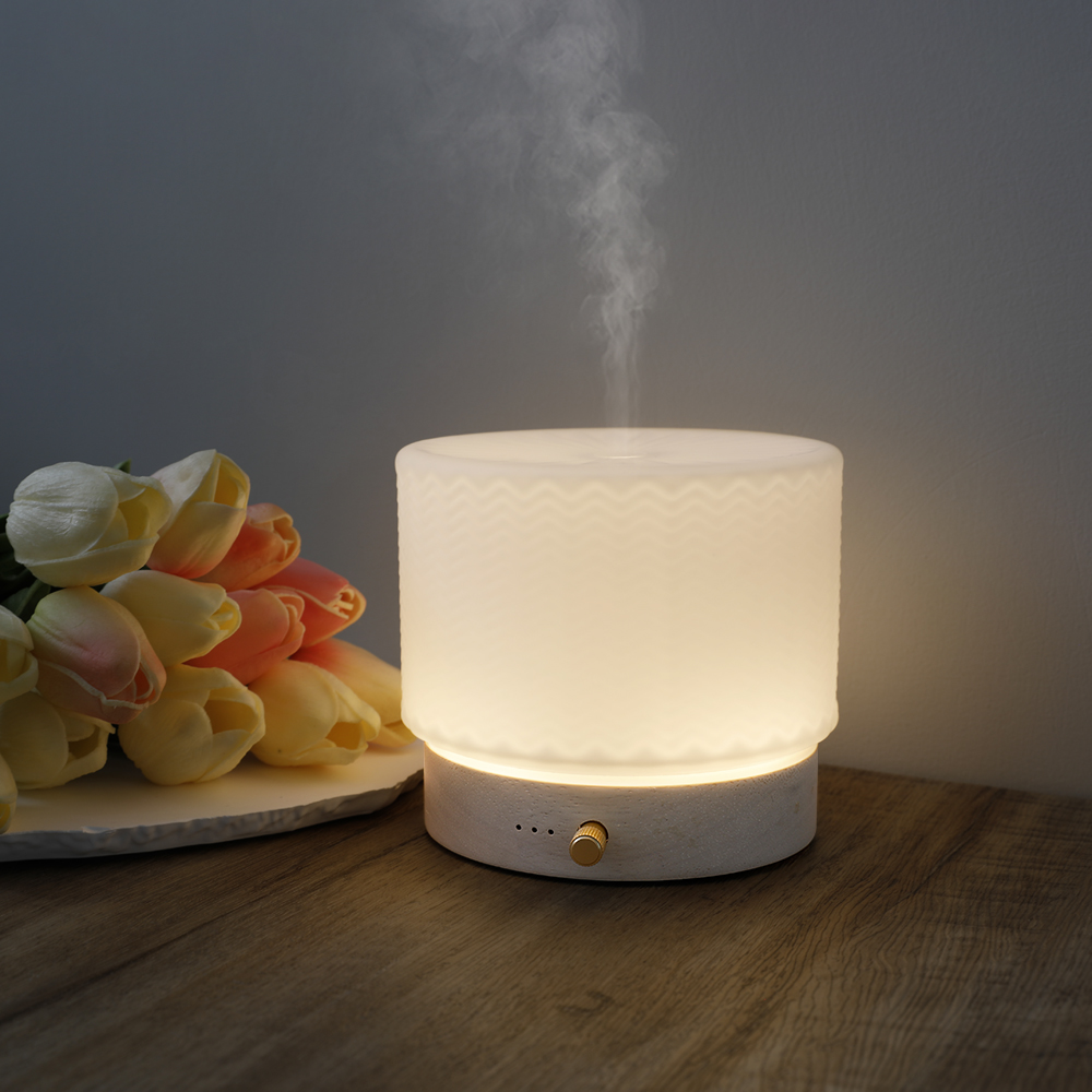 Toba_Pro-Opal_glass_cover_with_natural_wooden_base-10.jpg Toba_Pro-Opal_glass_cover_with_natural_wooden_base-10.jpg