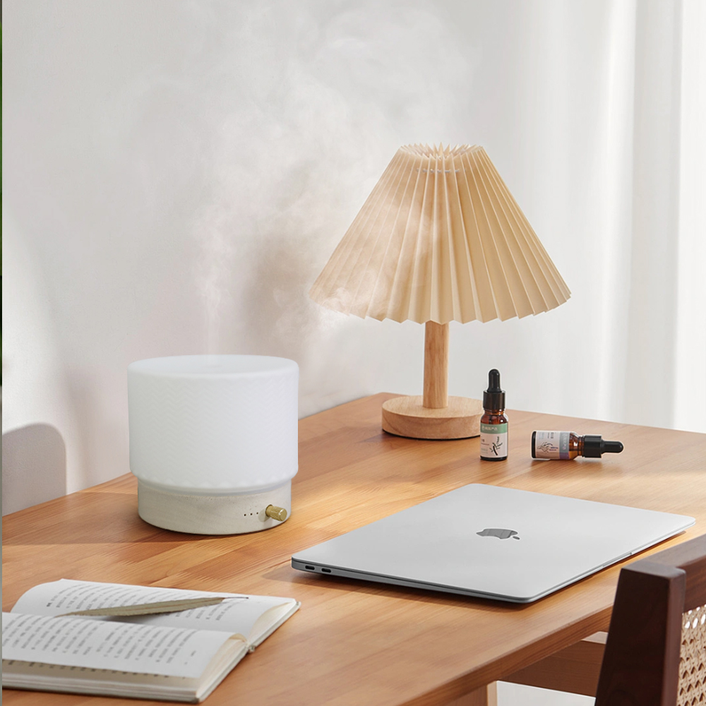 Toba_Pro-Opal_glass_cover_with_natural_wooden_base-9.jpg Toba_Pro-Opal_glass_cover_with_natural_wooden_base-9.jpg