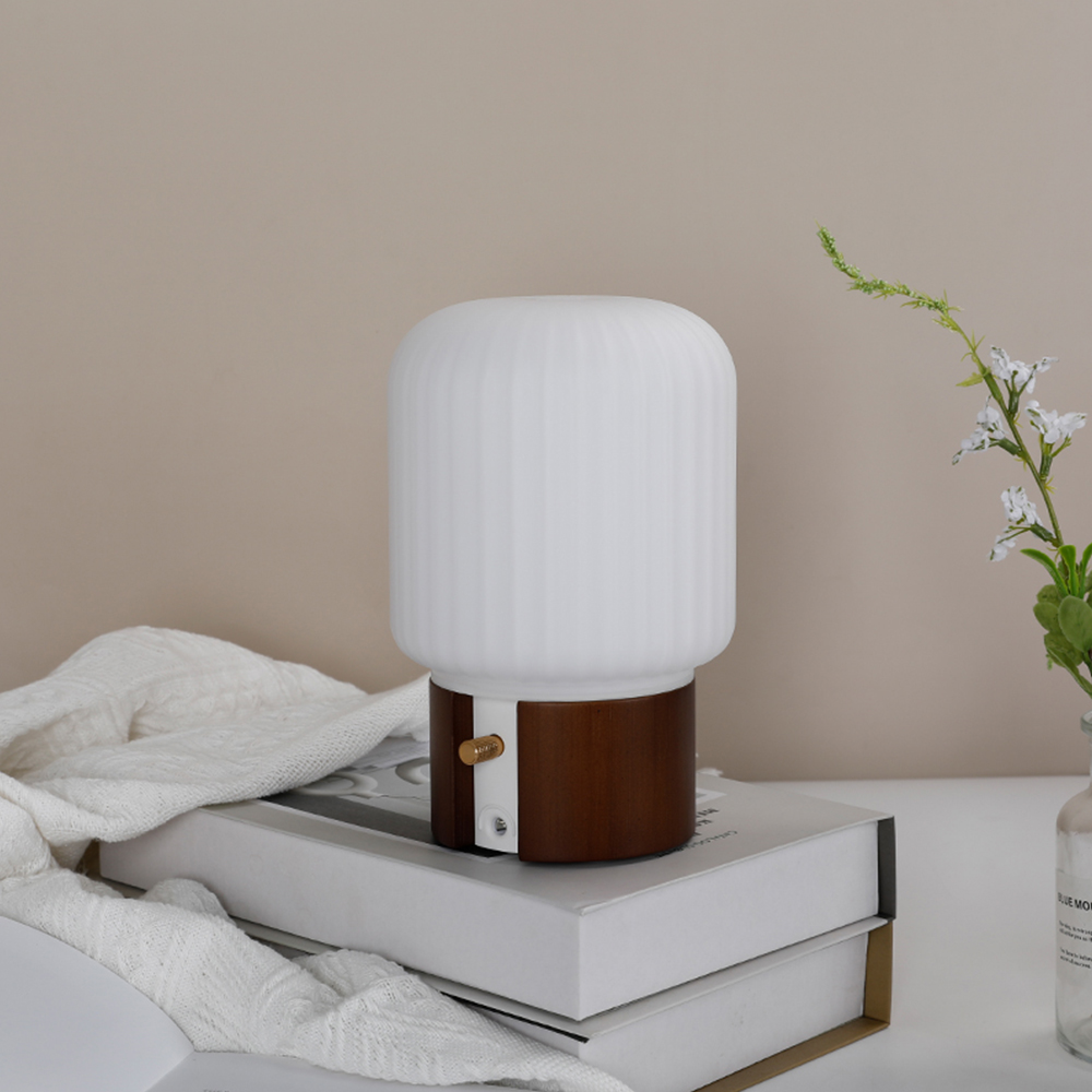 Finn-Glass_cover_ultrasonic_diffuser_with_dimmerable_light3.jpg Finn-Glass_cover_ultrasonic_diffuser_with_dimmerable_light3.jpg